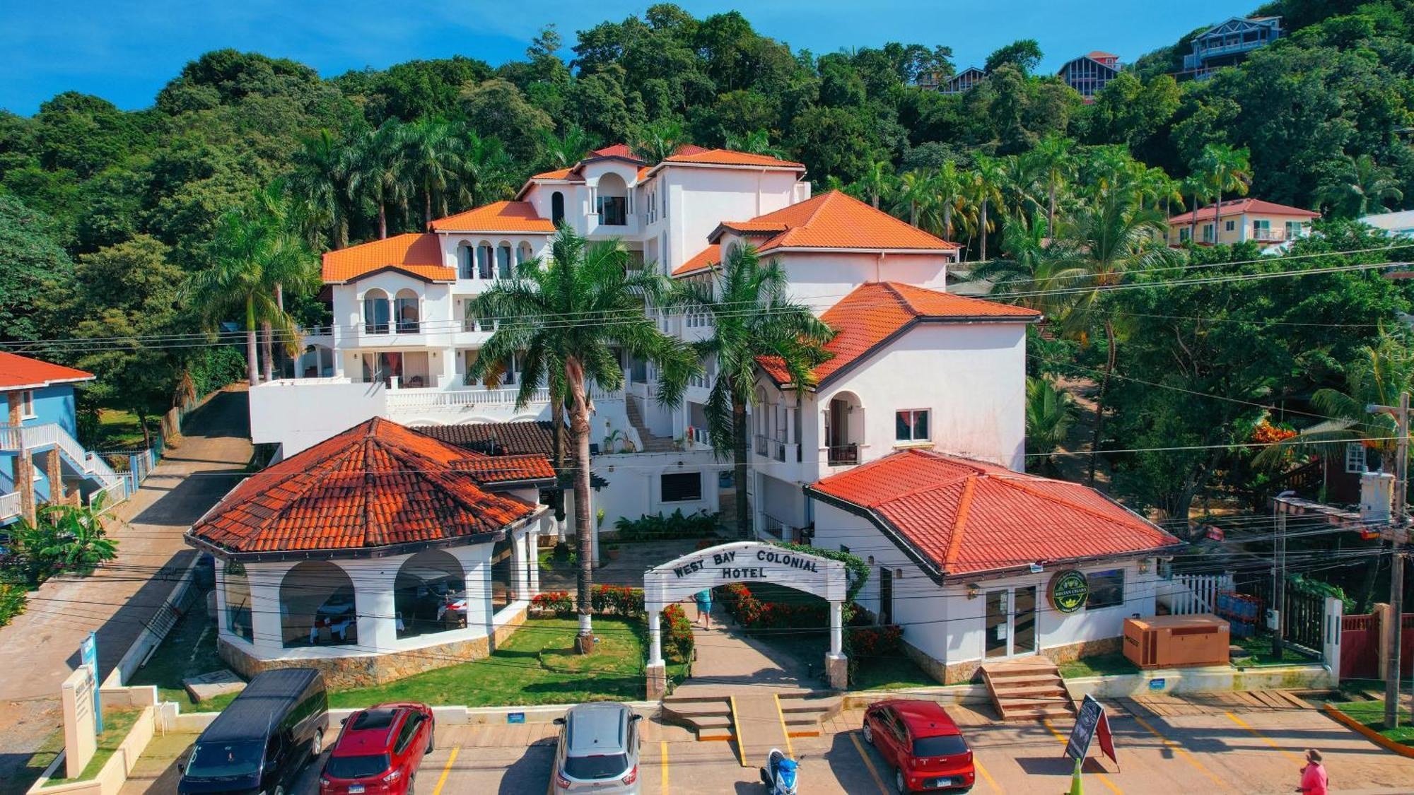 Hotel West Bay Colonial Exterior foto